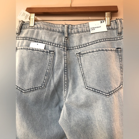Forever 21 Rhinestone Straight Leg Jeans New With Tags Size 27 (US size 4) - Picture 4 of 5